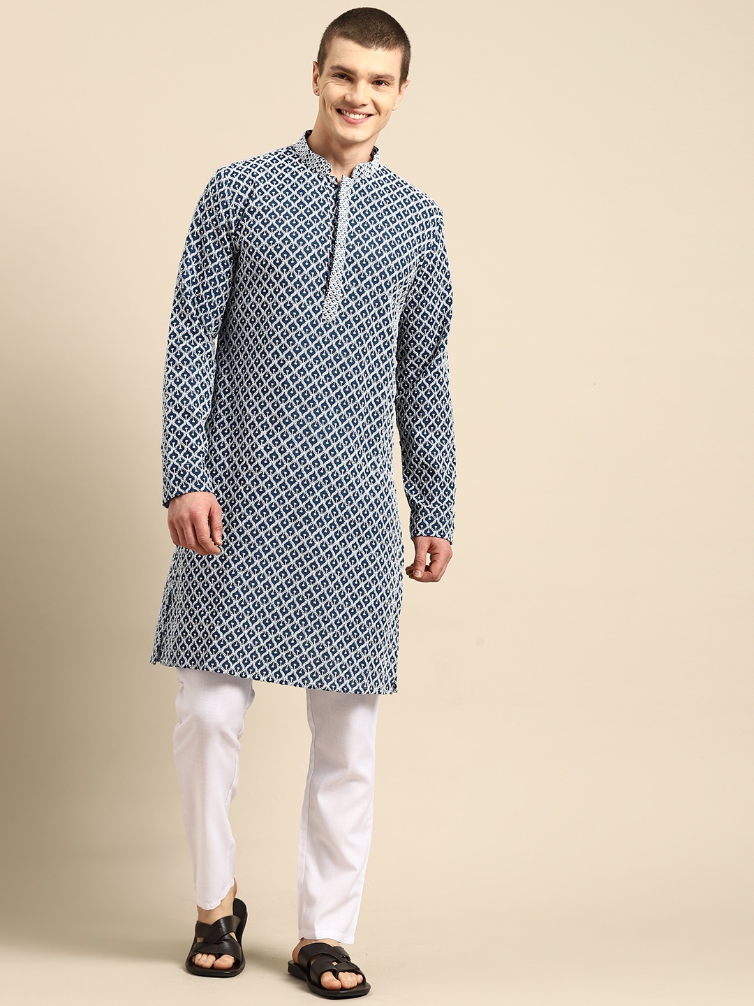 

Molly & Michel Men Embroidered Regular Pure Cotton Kurta with Pyjamas, Blue