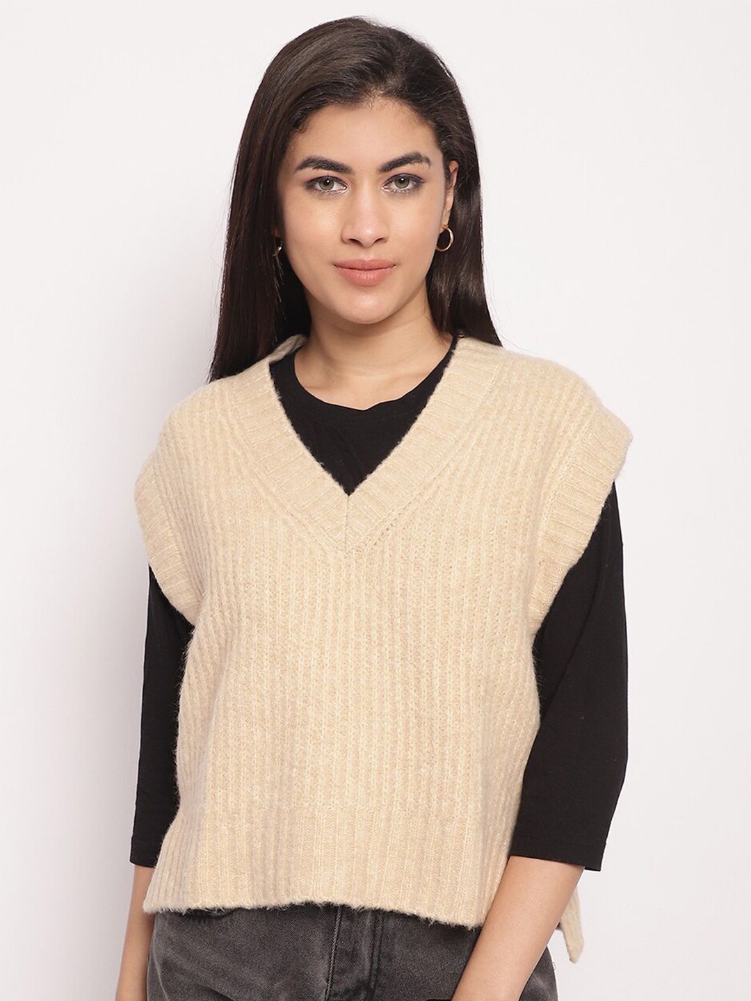 

NoBarr V-Neck Cable Knit Acrylic Sweater Vest, Beige