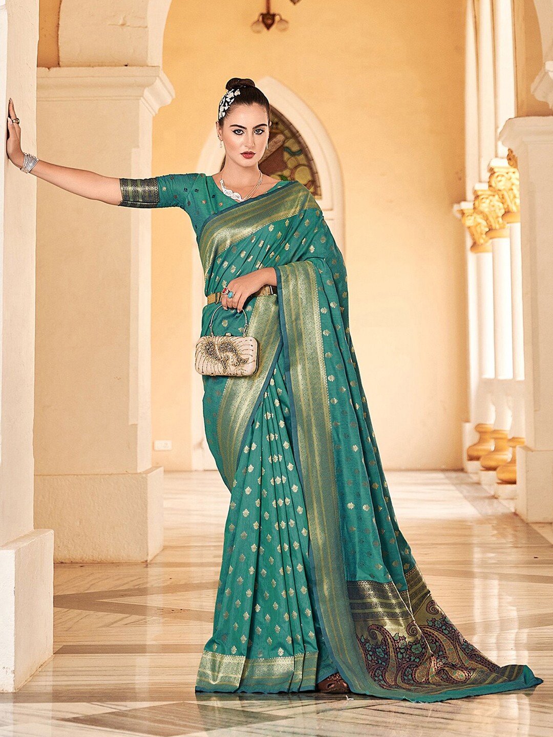 

Satrani Turquoise Blue & Gold-Toned Ethnic Motif Woven Design Silk Cotton Banarasi Saree