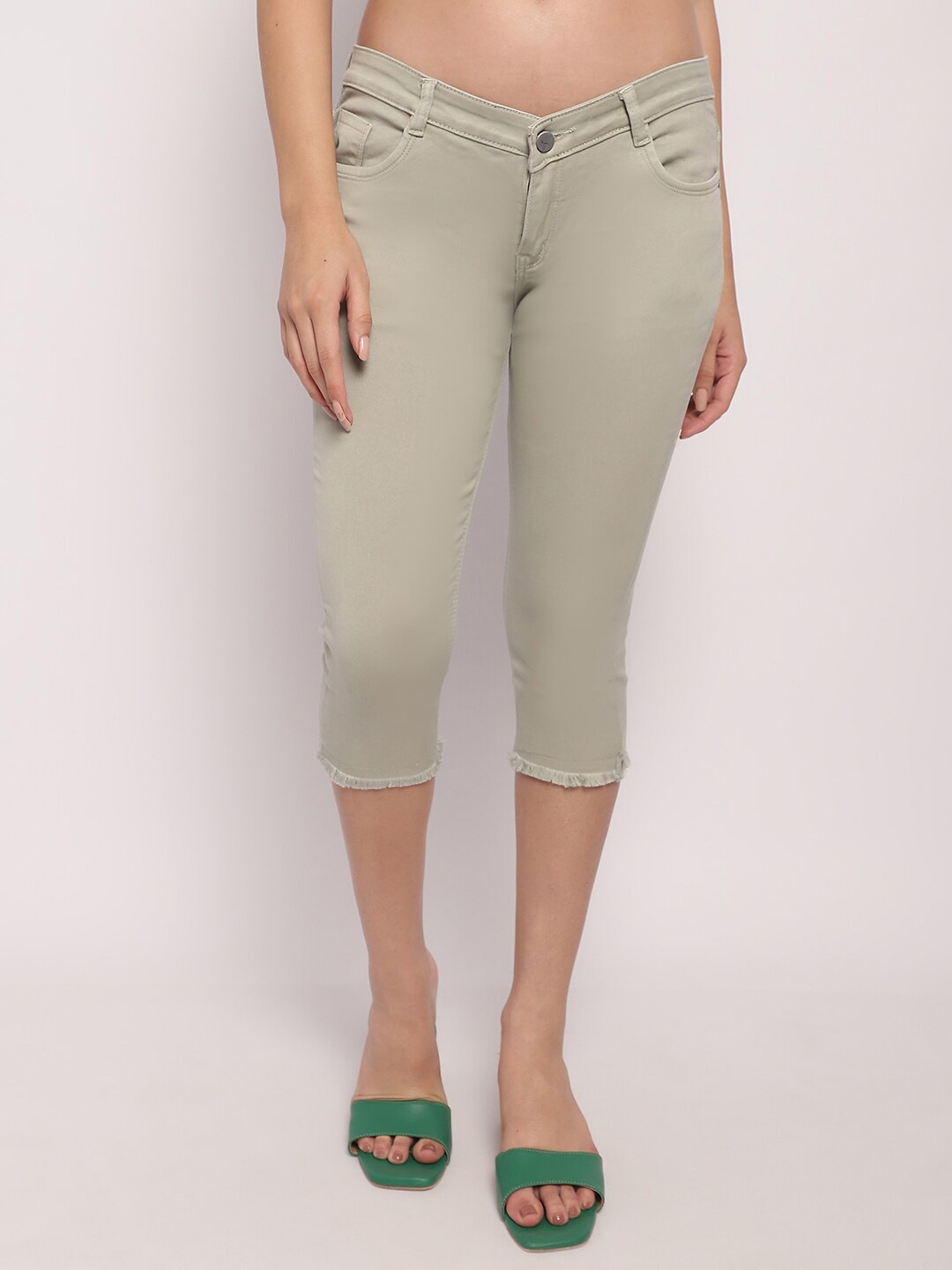 

NULL NAUT Women Skinny Fit Cotton Capris, Green