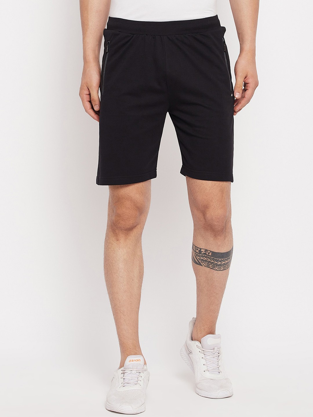 

Okane Men Mid-Rise Sports Shorts, Black