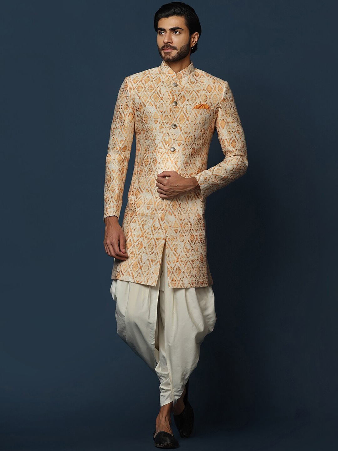 

KISAH Self-Design Cotton Sherwani Set, Orange