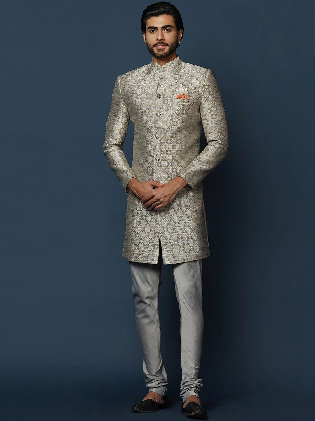 

KISAH Men Ethnic Motif Woven Design Indowestern Sherwani With Churidar, Grey