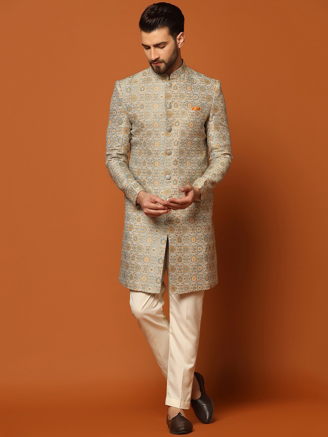 

KISAH Men Self-Design Cotton Indowestern Sherwani Set, Cream