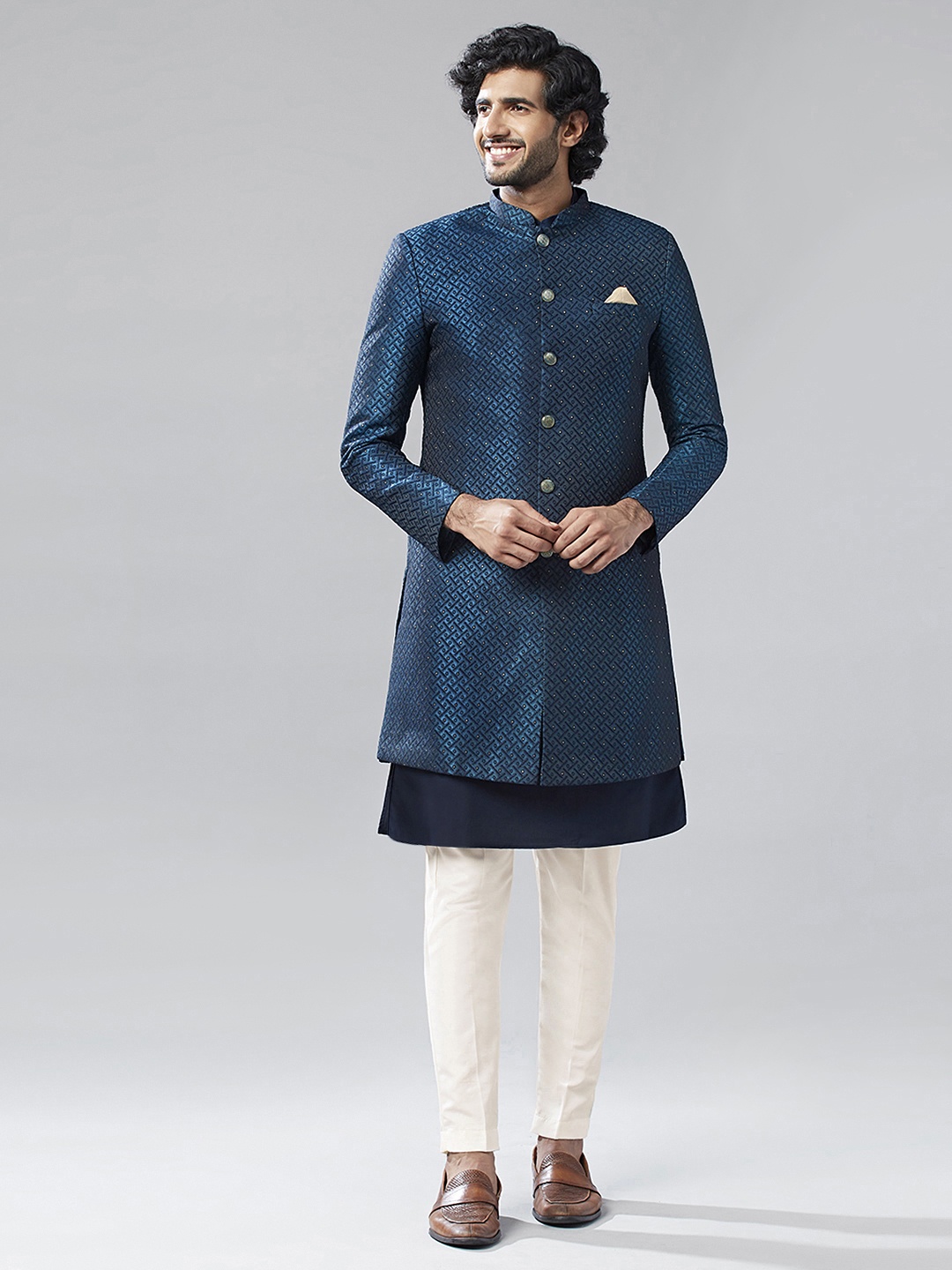 

KISAH Men Self-Design Cotton Indowestern Sherwani Set, Navy blue