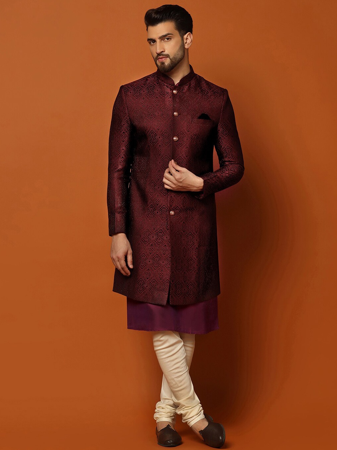 

KISAH Men Self-Design Cotton Indowestern Sherwani Set, Maroon