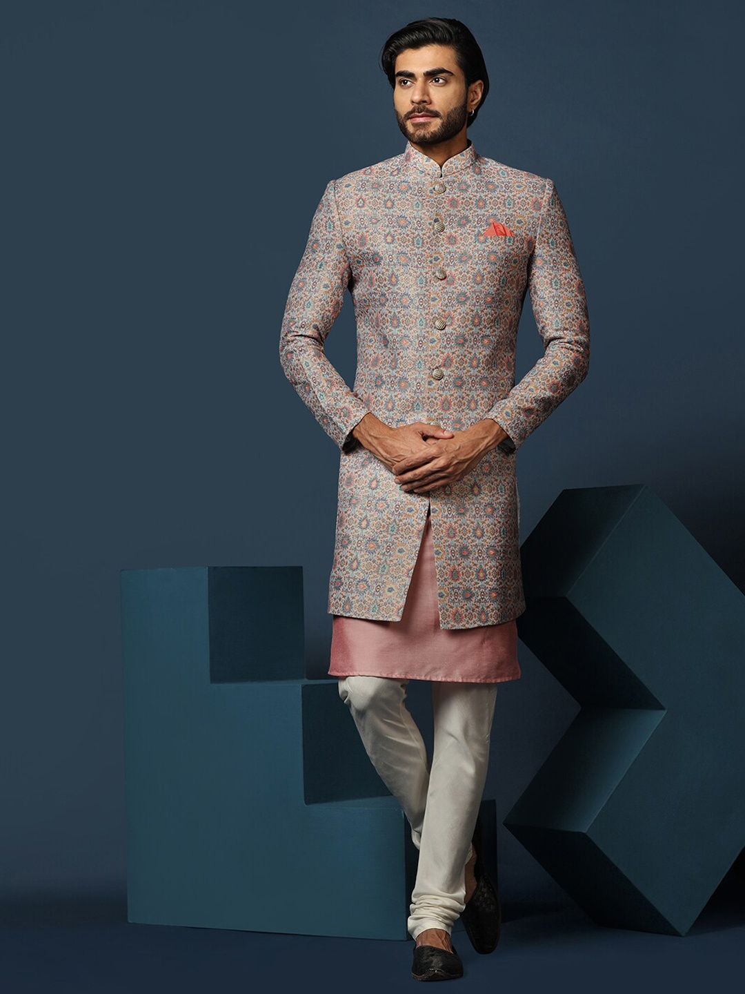 

KISAH Men Self-Design Cotton Indowestern Sherwani Set, Pink