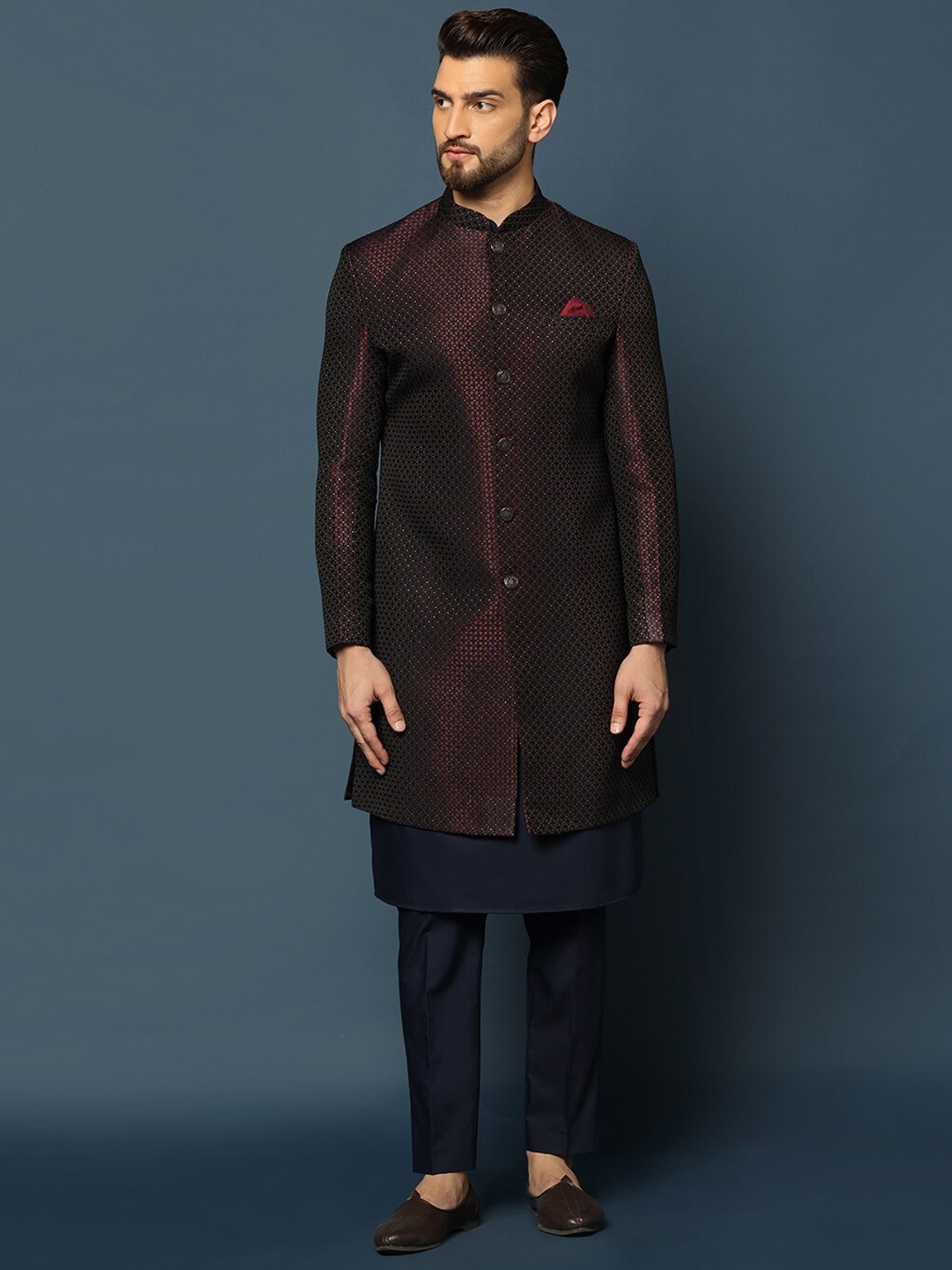 

KISAH Men Woven Design Cotton Indowestern Sherwani Set, Maroon