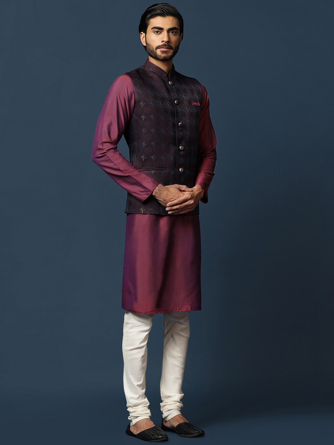 

KISAH Mandarin Collar Kurta with Churidar & Woven Design Nehru Jacket, Maroon