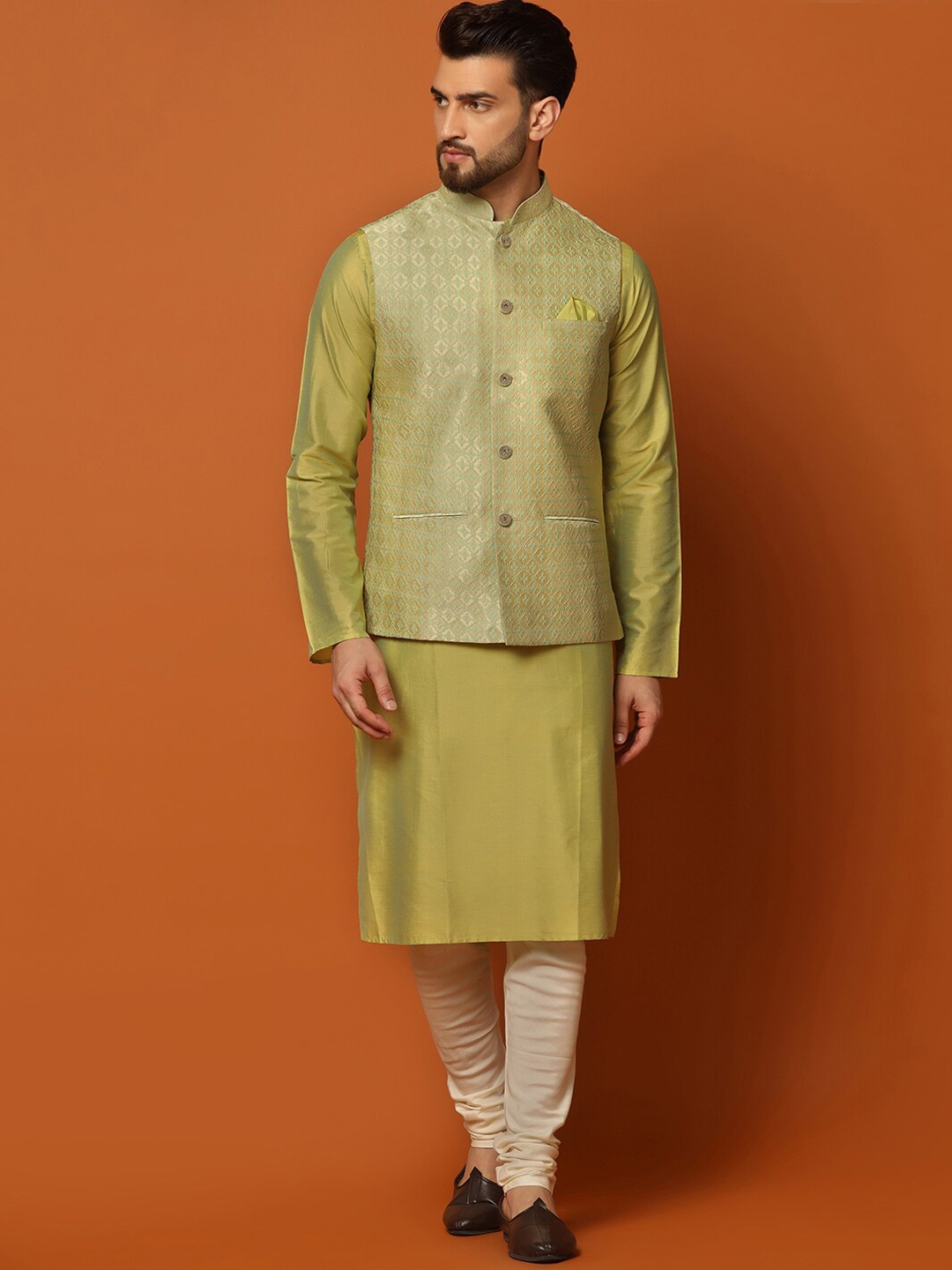 

KISAH Mandarin Collar Regular Kurta with Churidar & Woven Design Nehru Jacket, Green
