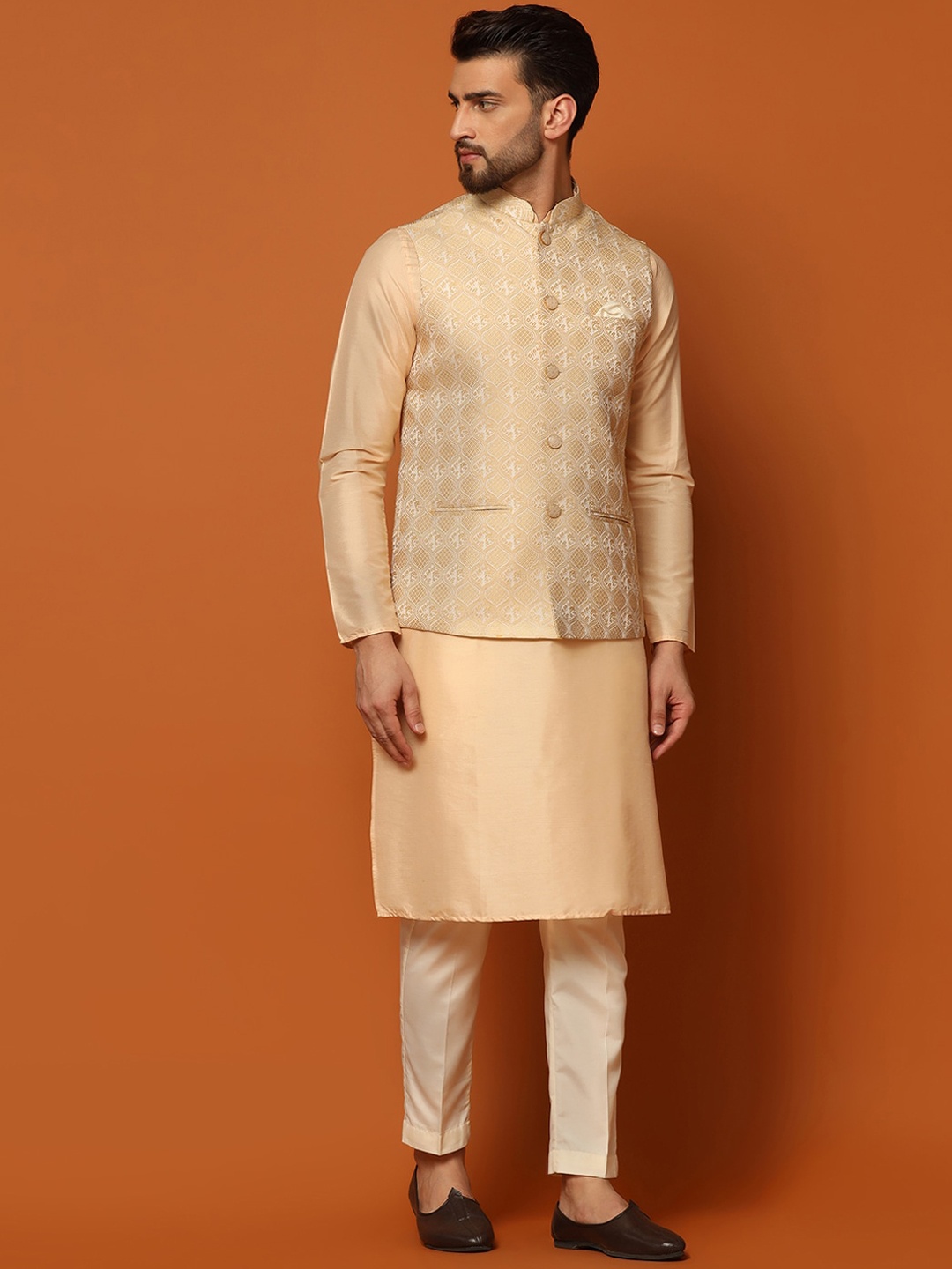 

KISAH Mandarin Collar Regular Kurta with Trousers & Woven Design Nehru Jacket, Beige