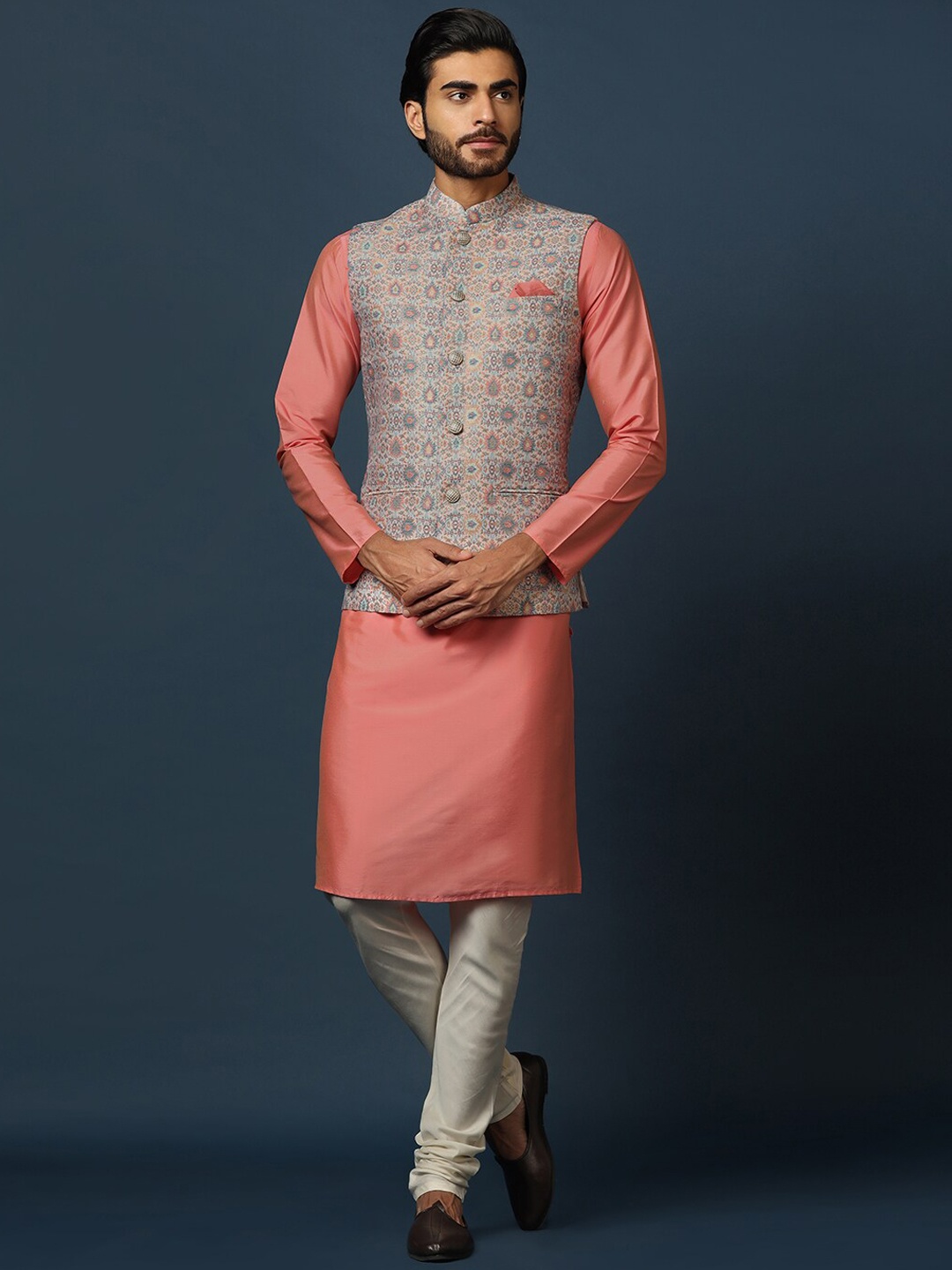 

KISAH Mandarin Collar Regular Kurta with Churidar & Printed Nehru Jacket, Peach