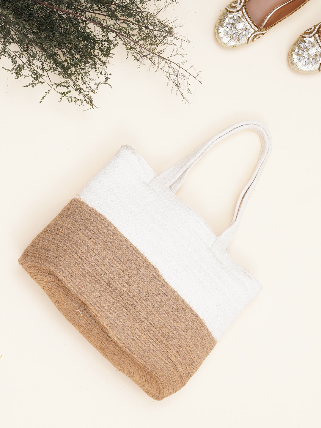 

FABBHUE Colourblocked Shopper Handheld Bag, White