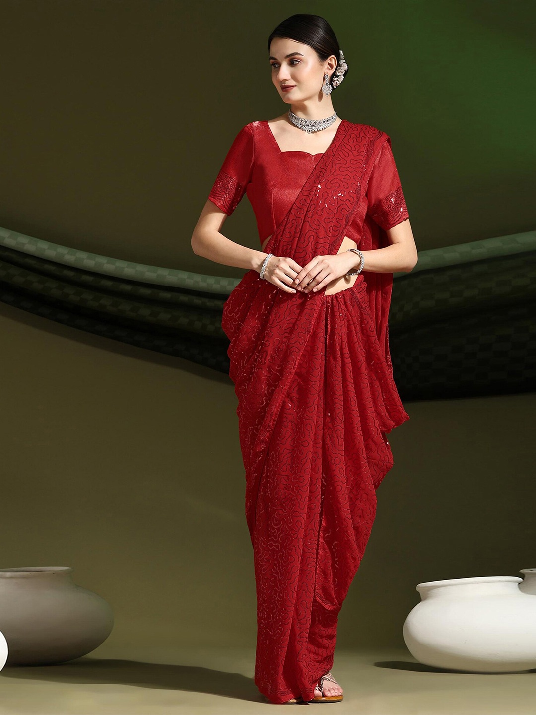 

Satrani Red & Gold-Toned Sequined Embellished Saree