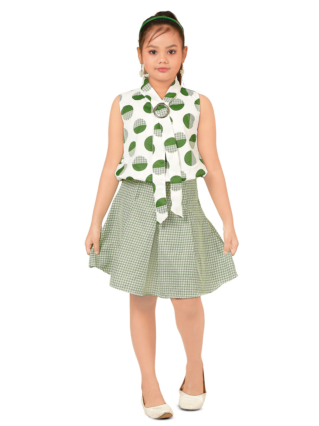 

CELEBRITY CLUB Girls Conversational Printed Crepe A-Line Dress, Green