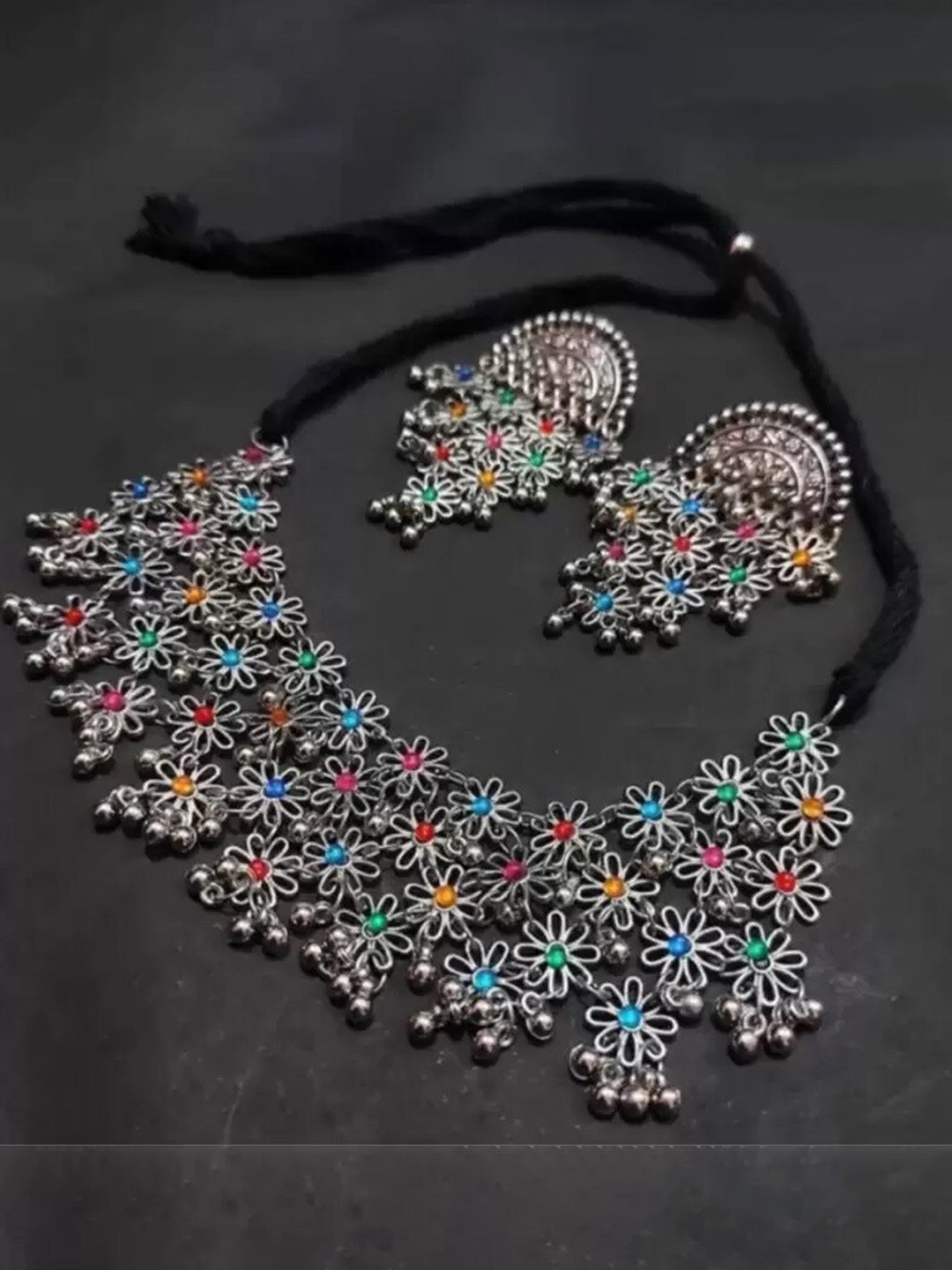 

Samridhi DC Silver-Plated Stone Studded Jewellery Set