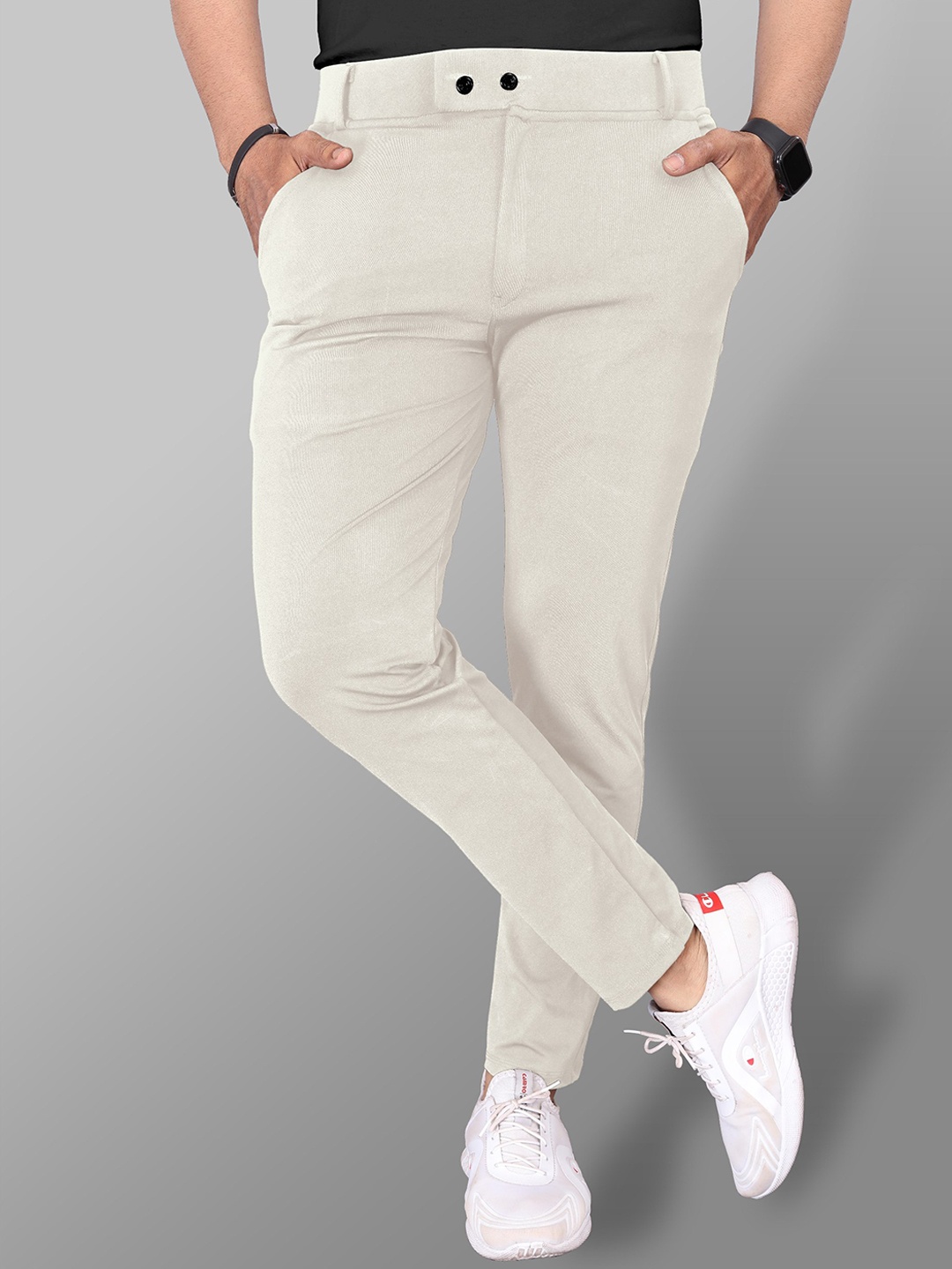 

COMBRAIDED Men Relaxed Slim Fit Chinos Trousers, Cream