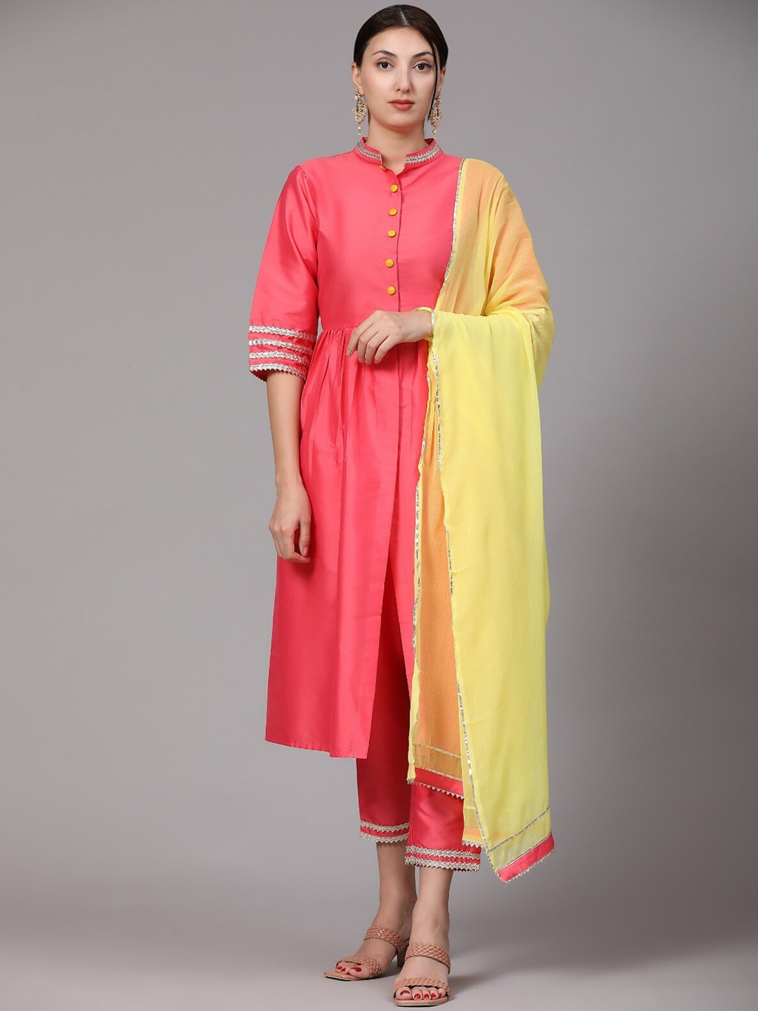 

V TRADITION Mandarin Collar Kurta With Pyjamas & Dupatta, Red
