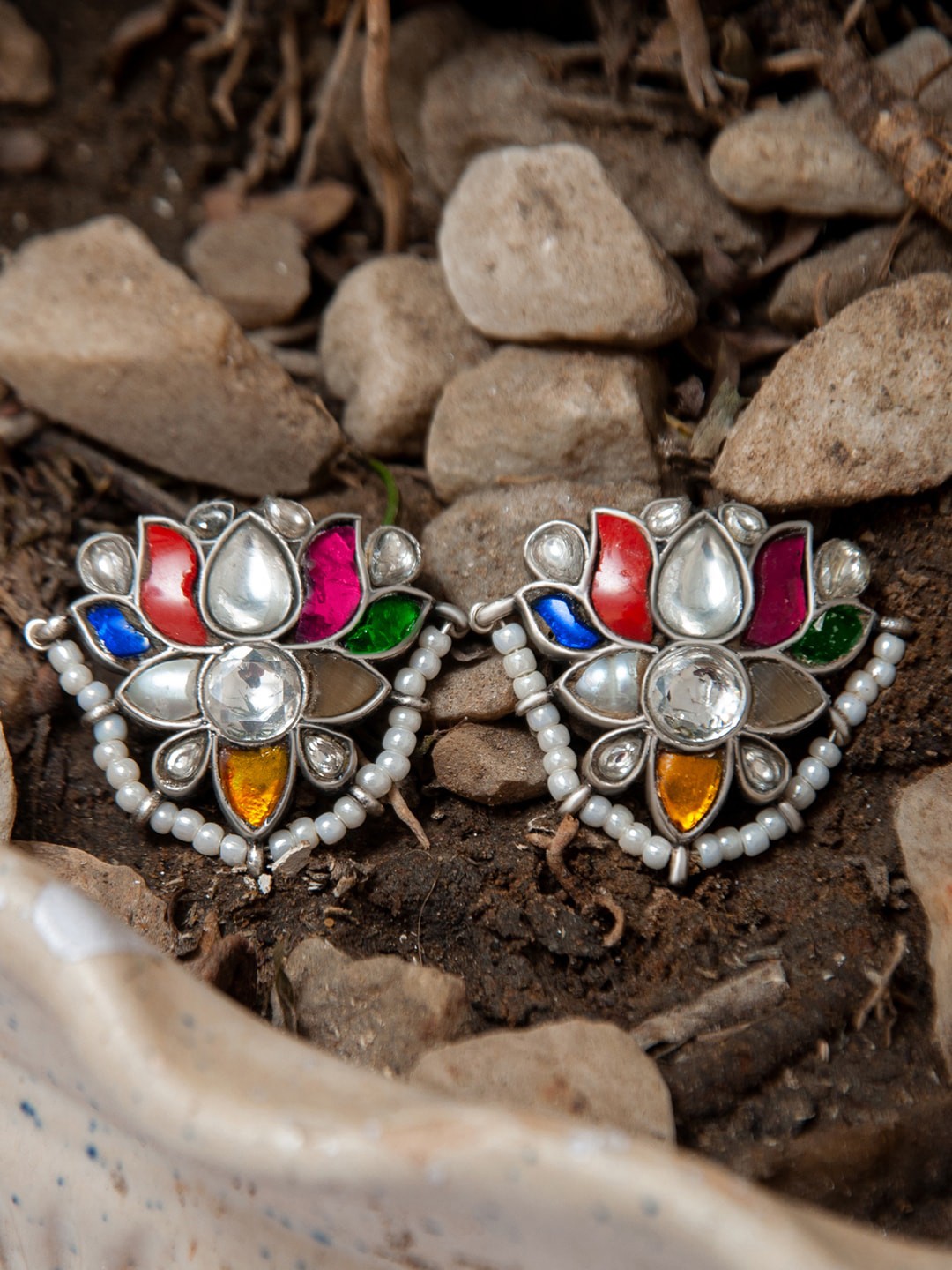 

Neeta Boochra Silver-Plated Contemporary Studs Earrings