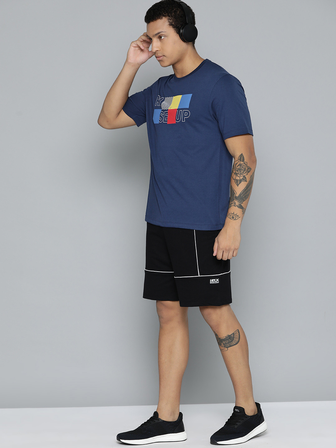 

HRX by Hrithik Roshan Men Geometric Print T-shirt, Navy blue