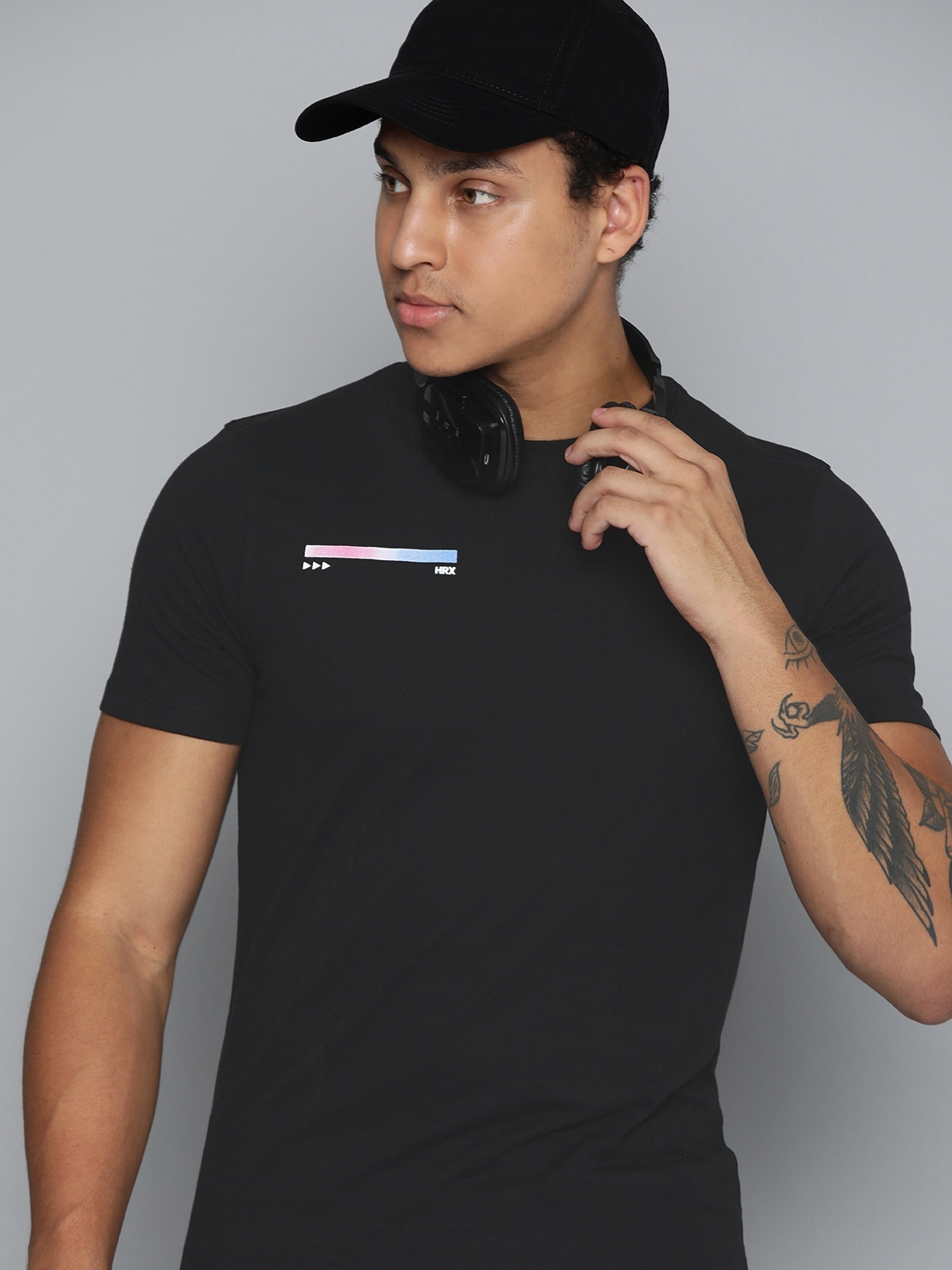 

HRX by Hrithik Roshan Regular Fit Casual T-shirt, Black
