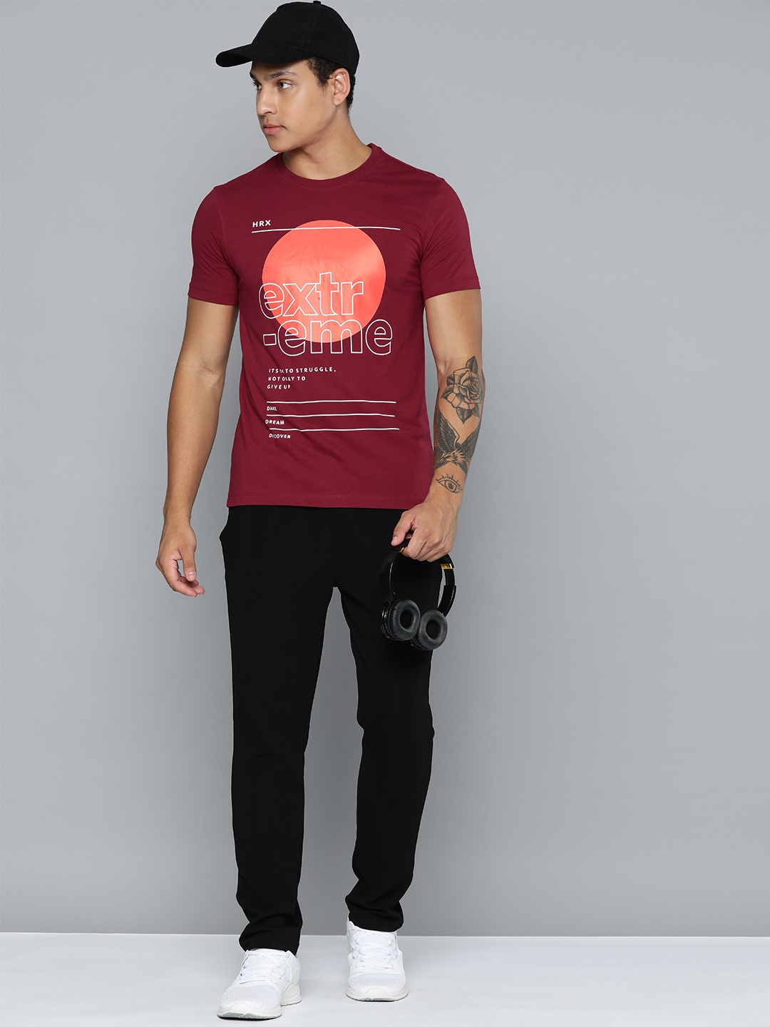

HRX by Hrithik Roshan Regular Fit Printed Casual T-shirt, Maroon