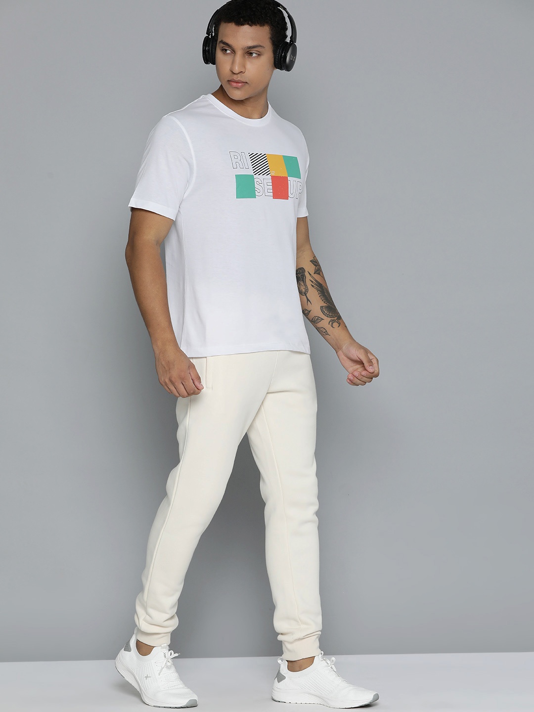

HRX by Hrithik Roshan Men Geometric Printed T-shirt, White