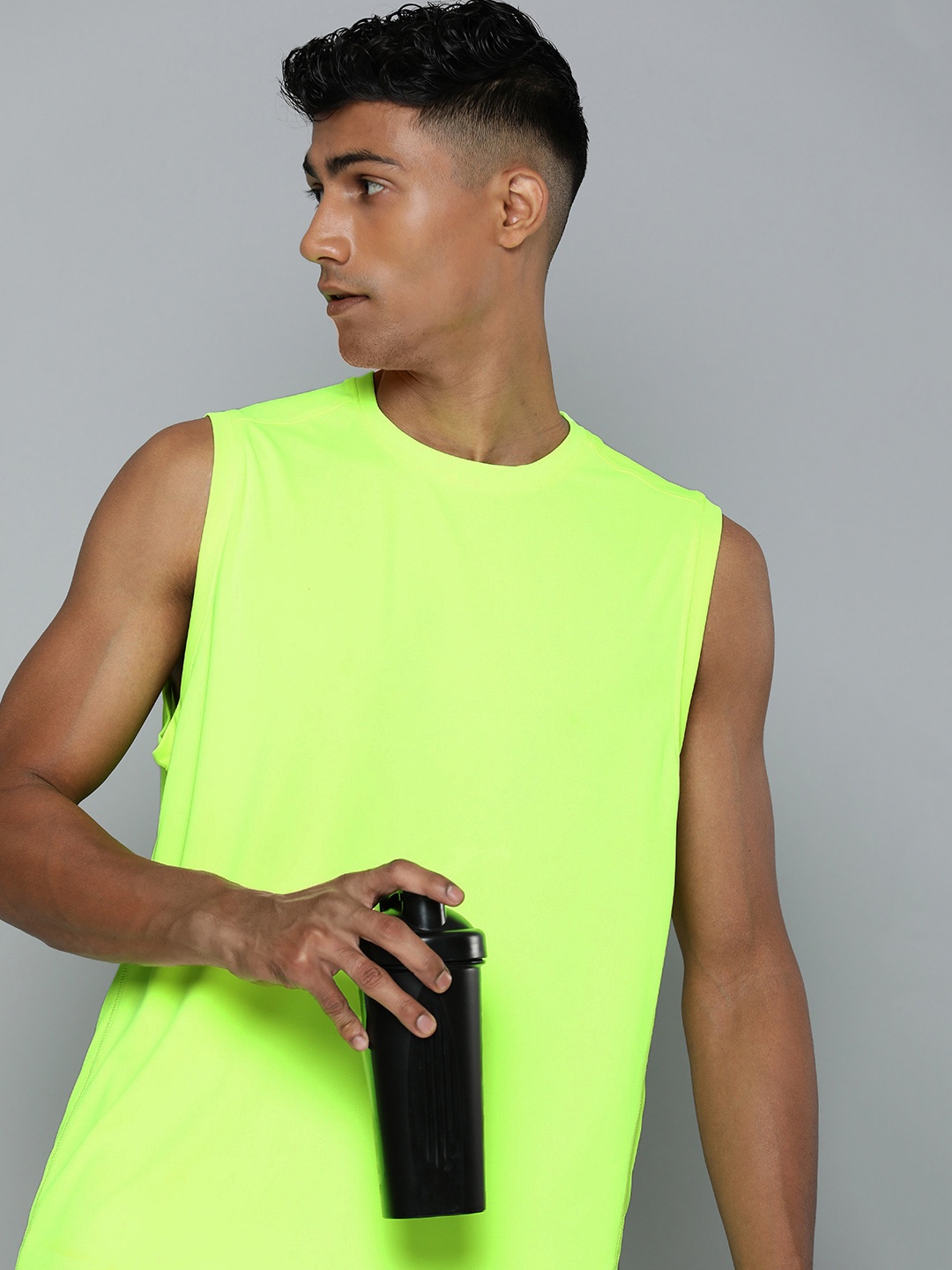 

HRX by Hrithik Roshan Round Neck Rapid-Dry Anti-Microbial Finish Training T-shirt, Fluorescent green