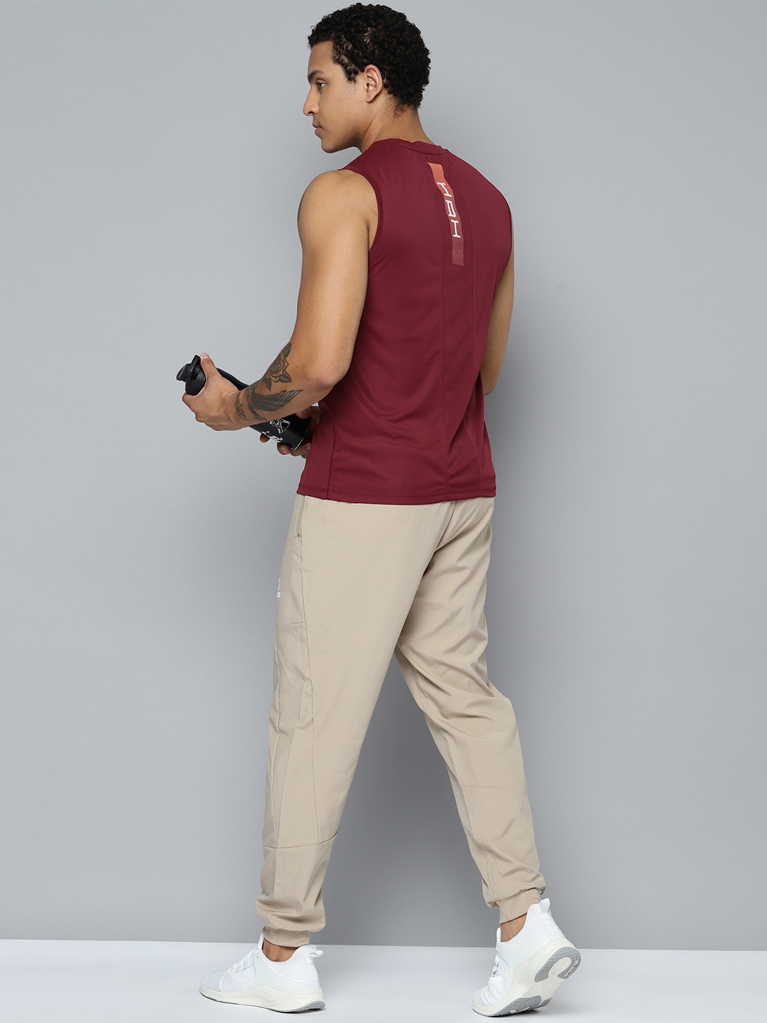 

HRX by Hrithik Roshan Rapid-Dry Training T-shirt, Maroon