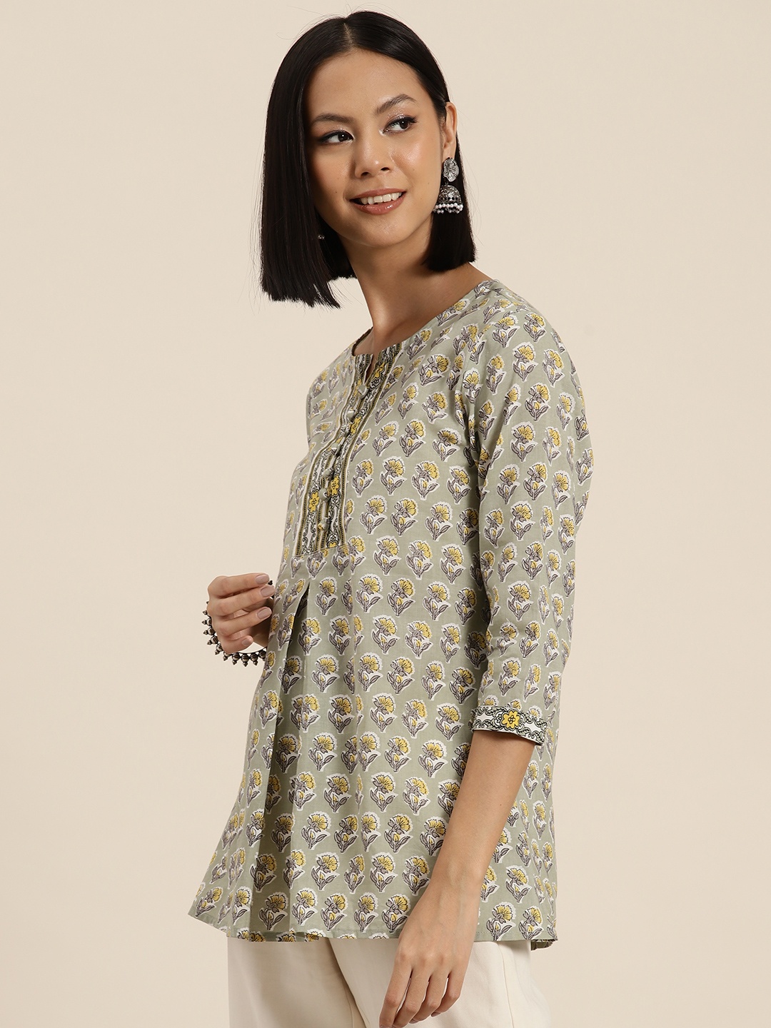 

HERE&NOW Ethnic Motifs Printed Pure Cotton Pleated Kurti, Green