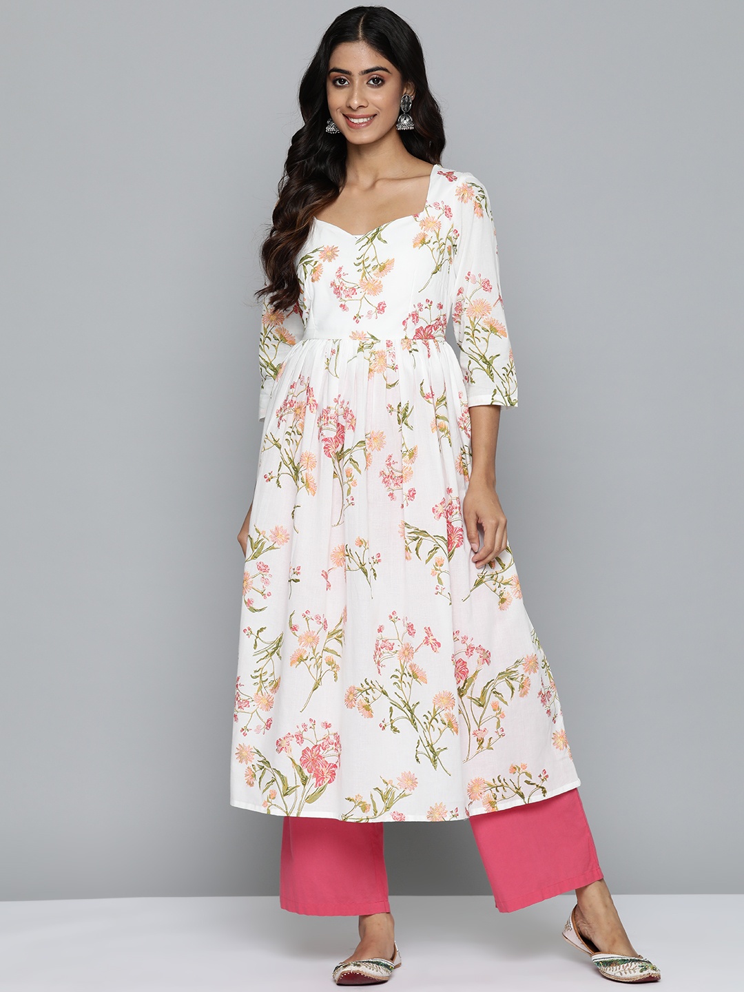 

HERE&NOW Pure Cotton Floral Printed Kurta, White