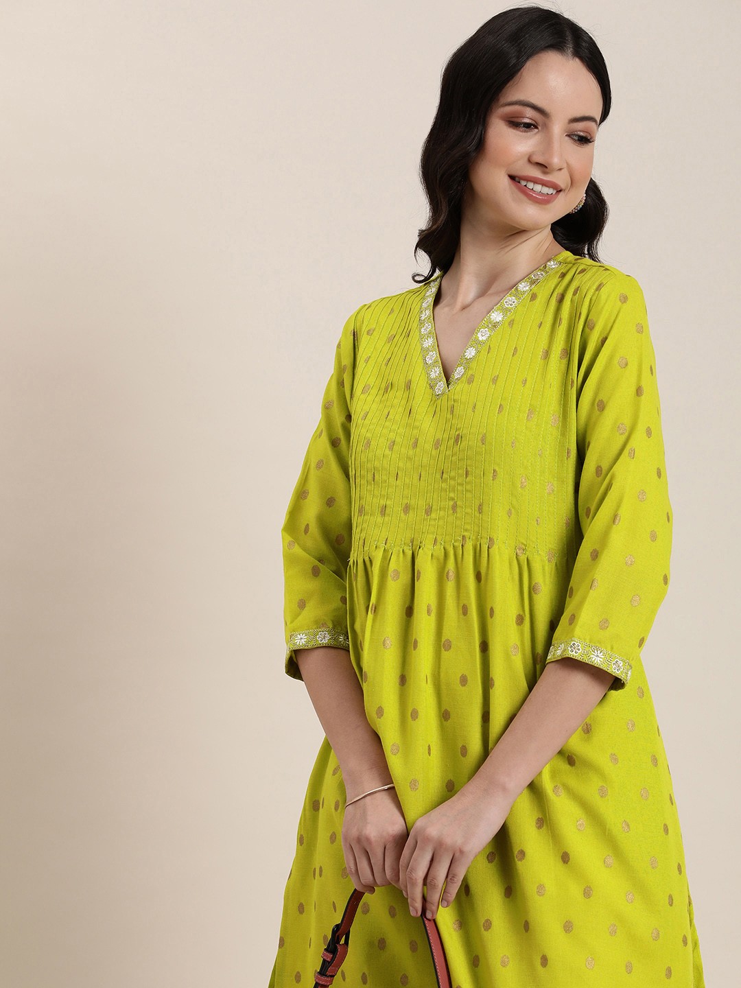

HERE&NOW V-Neck Polka Dot Printed Kurta, Lime green