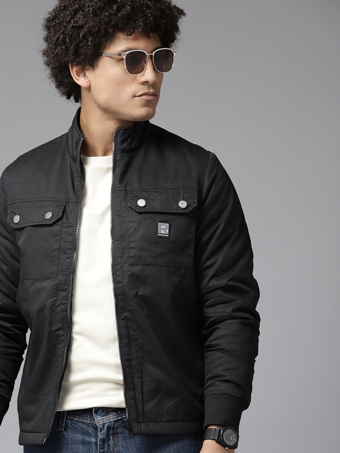 

The Roadster Lifestyle Co. Men Solid Padded Jacket, Black