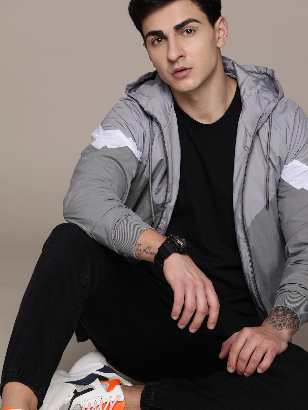 

The Roadster Lifestyle Co. Colourblocked Tailored Jacket, Grey
