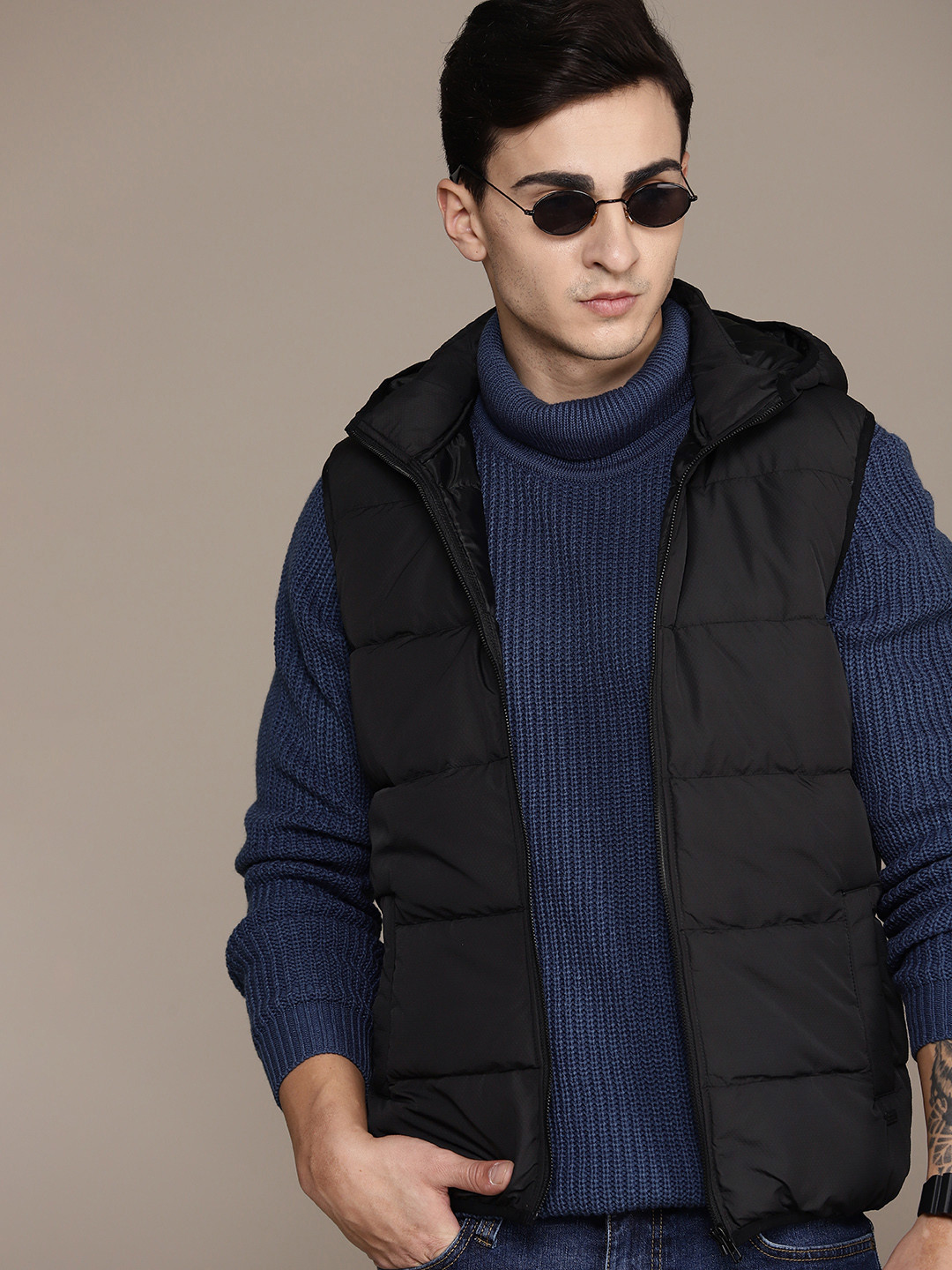 

The Roadster Lifestyle Co. Padded Jacket with Hood, Black