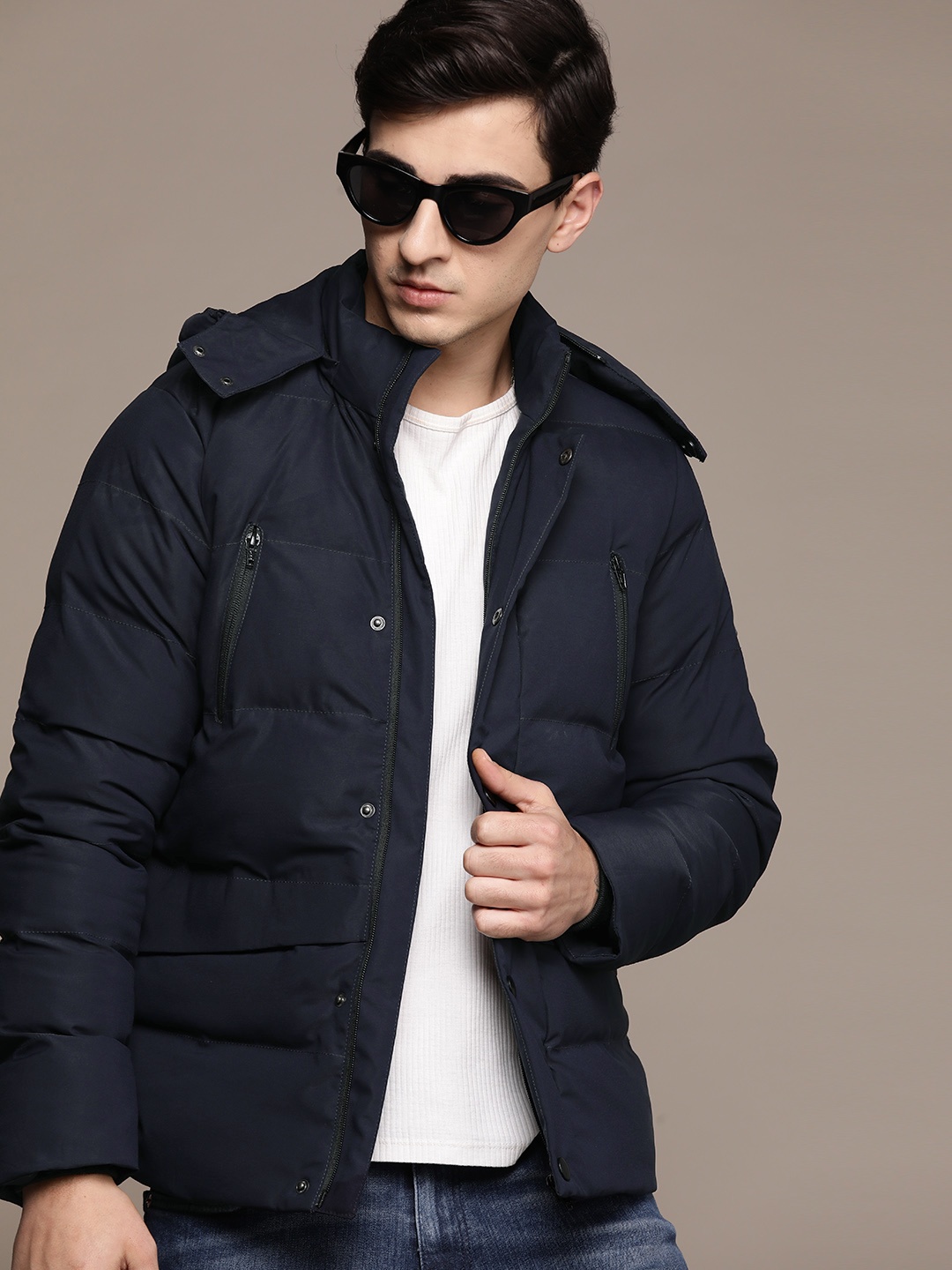 

The Roadster Lifestyle Co. Padded Jacket with Detachable Hood, Navy blue