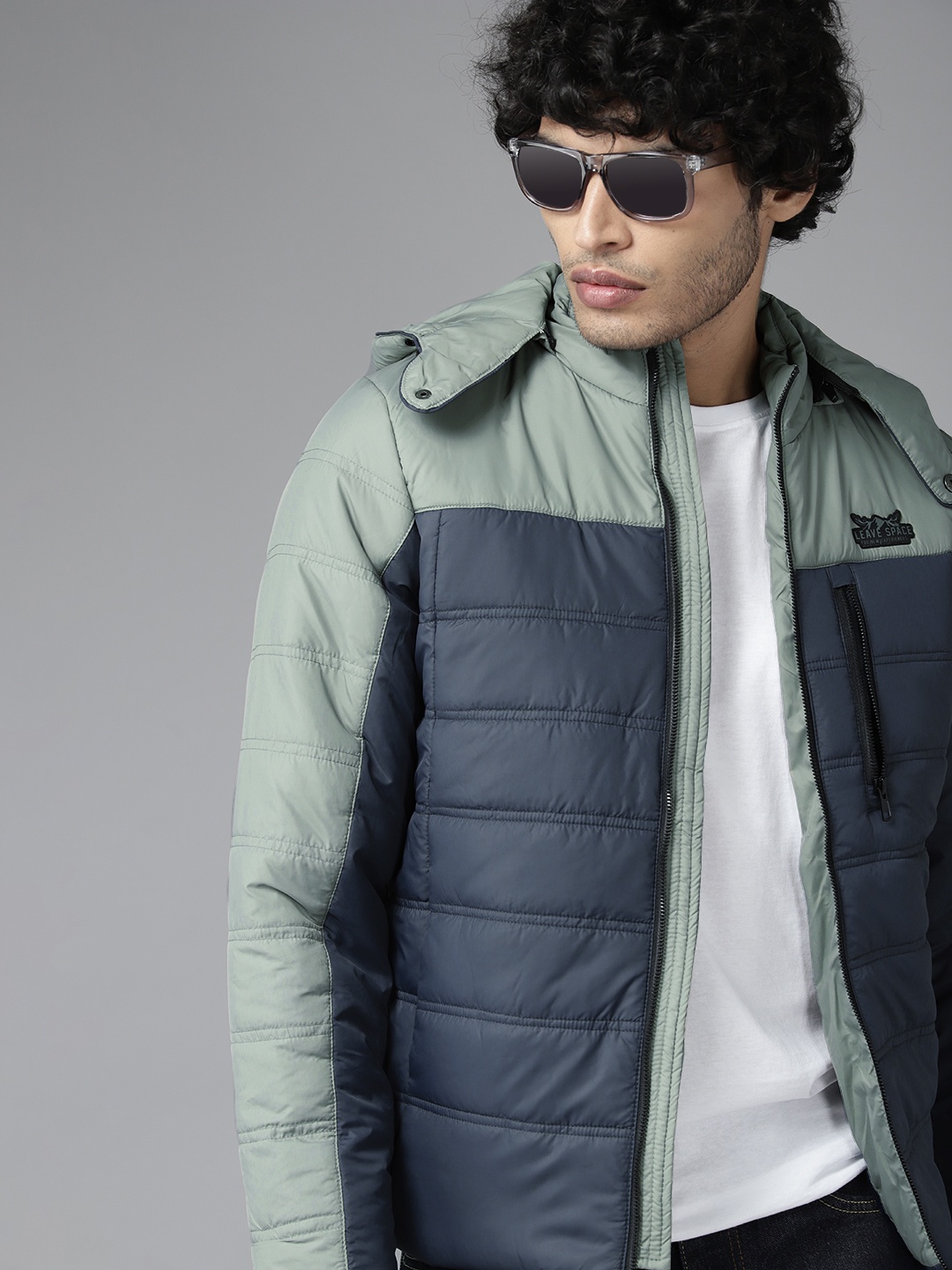 

The Roadster Lifestyle Co. Colourblocked Padded Jacket, Navy blue