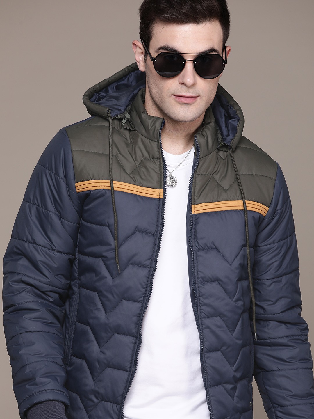 

Roadster Men Colourblocked Padded Jacket, Olive