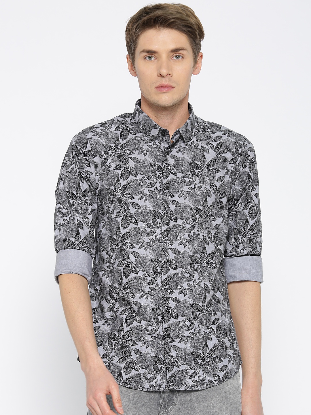 

Blackberrys Men Grey & Black Trim Fit Printed Casual Shirt