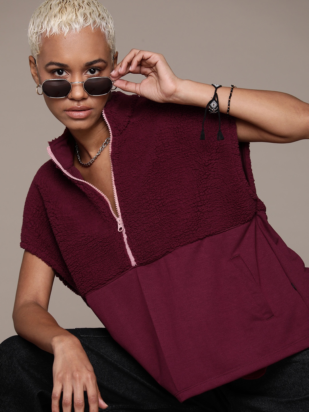 

The Roadster Lifestyle Co. Sherpa Extended Sleeves Oversized Sweatshirt, Burgundy