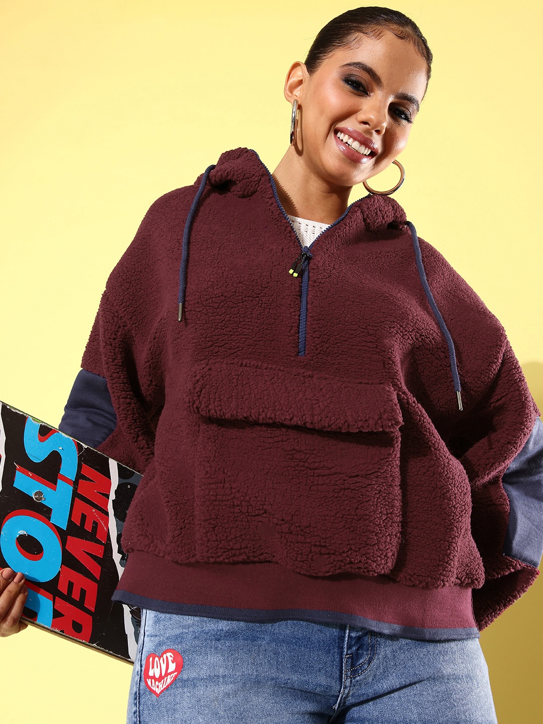 

The Roadster Life Co. Long Sleeves Hooded Sweatshirt, Maroon