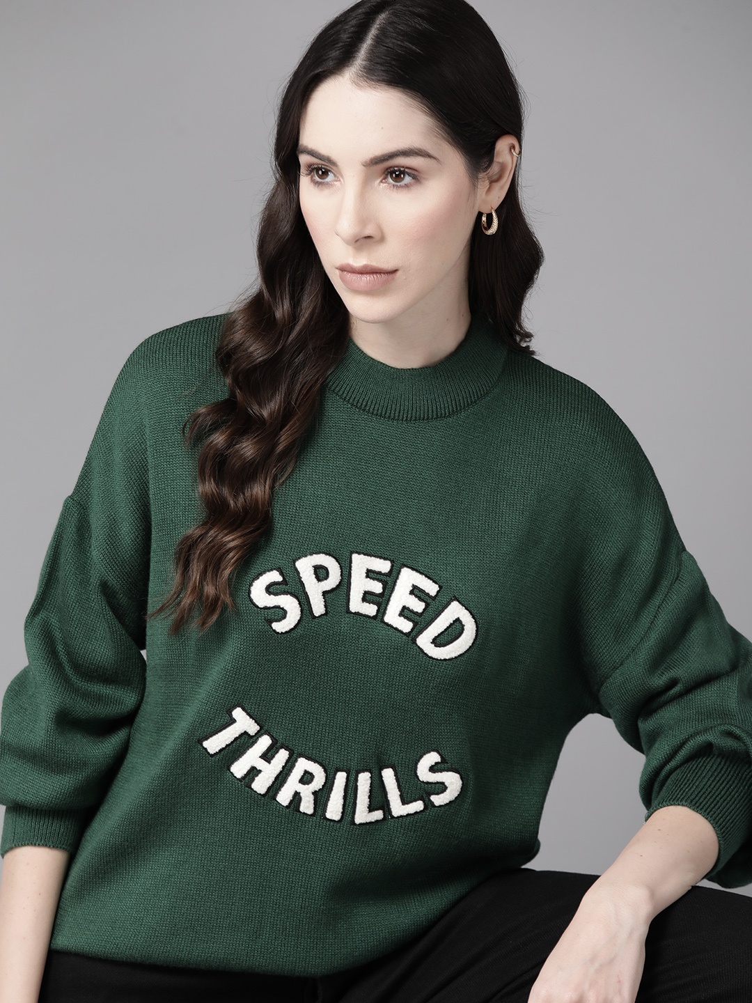 

The Roadster Lifestyle Co. Acrylic Applique Pullover, Green