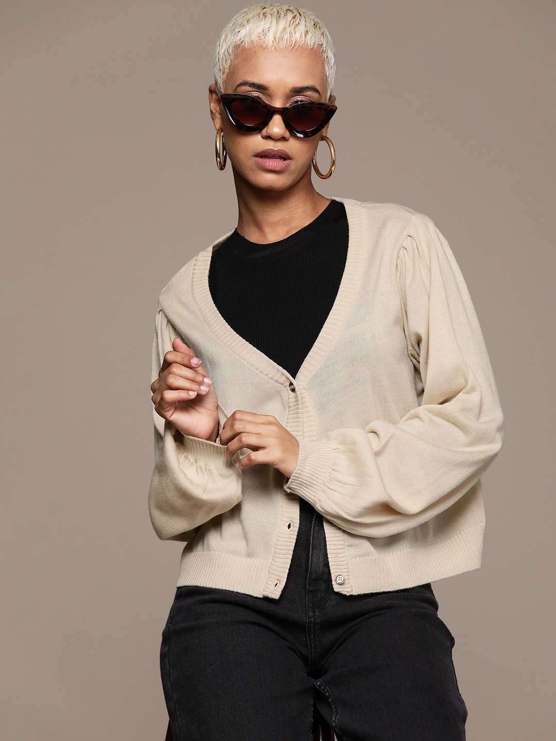 

The Roadster Lifestyle Co. Solid Cardigan, Beige