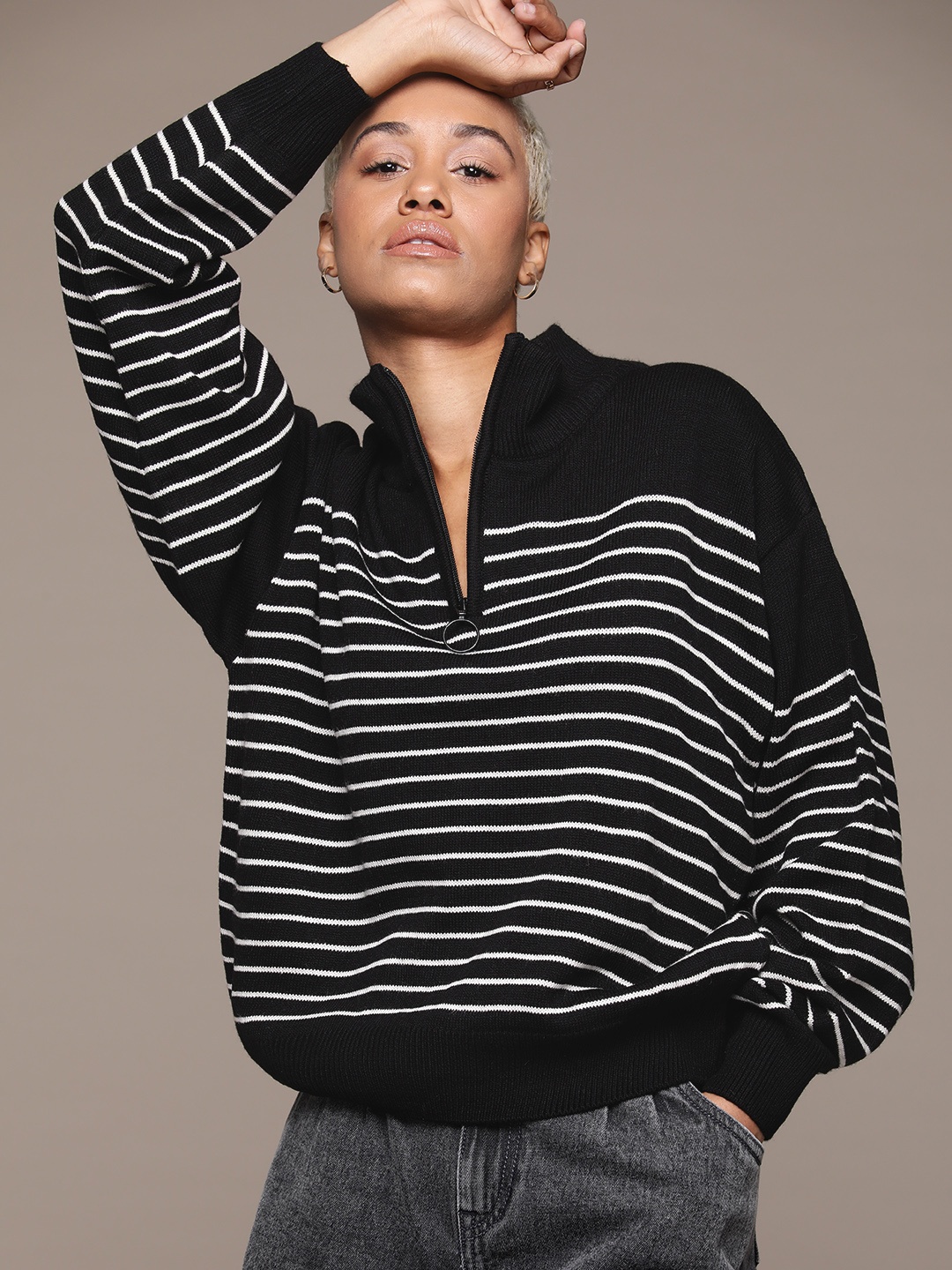 

The Roadster Lifestyle Co. Mock Collar Drop-Full Sleeves Striped Pullover, Black