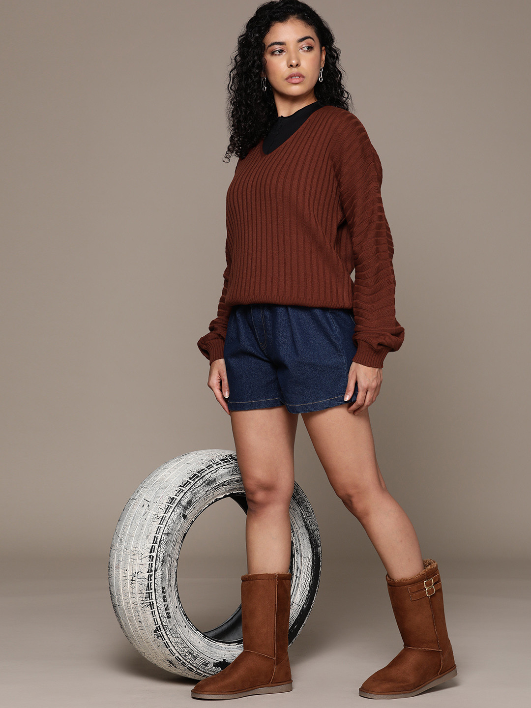 

The Roadster Lifestyle Co. Acrylic V-Neck Pullover, Brown
