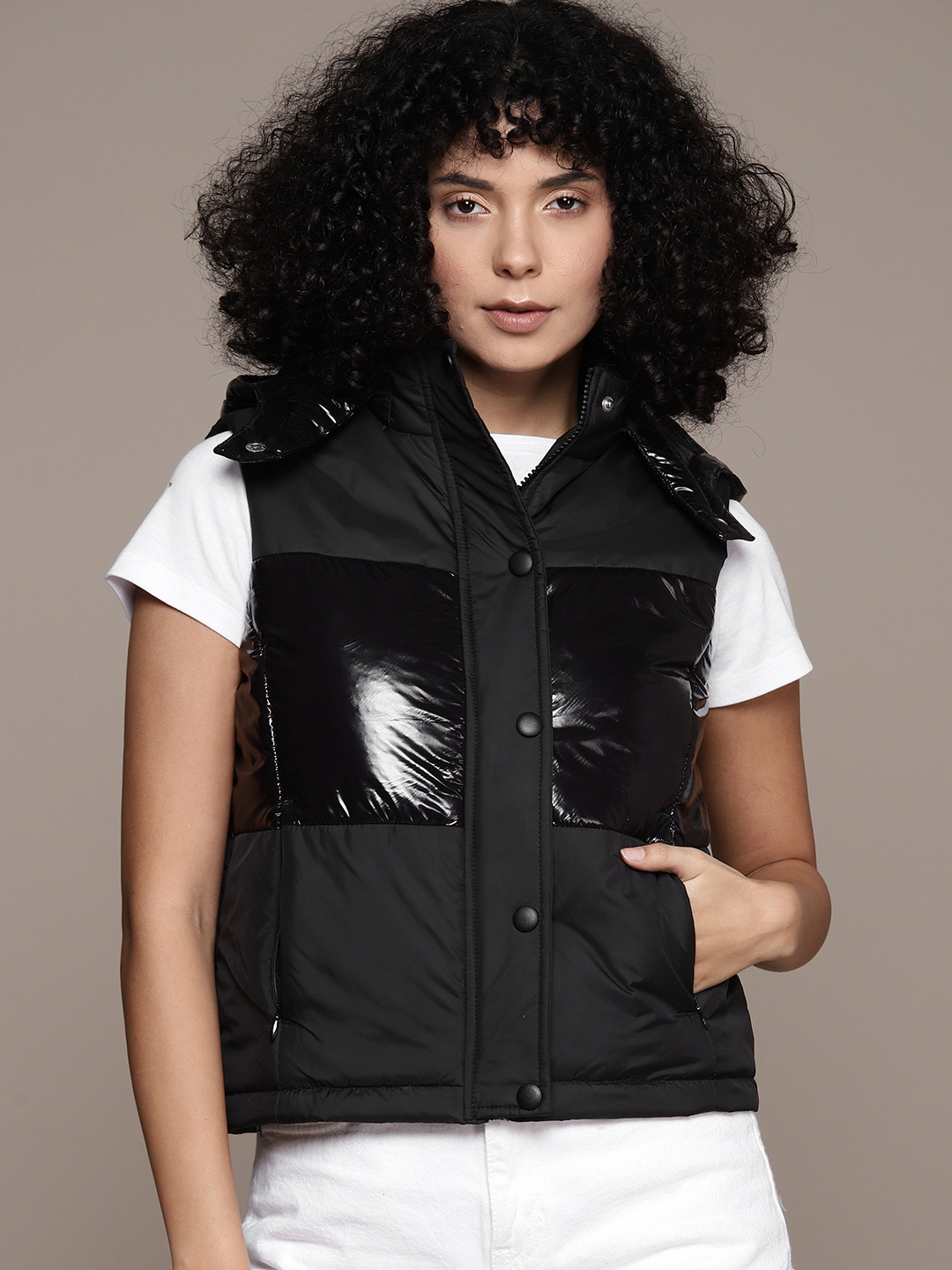 

The Roadster Lifestyle Co. Solid Detachable Hood Sleeveless Padded Jacket, Black