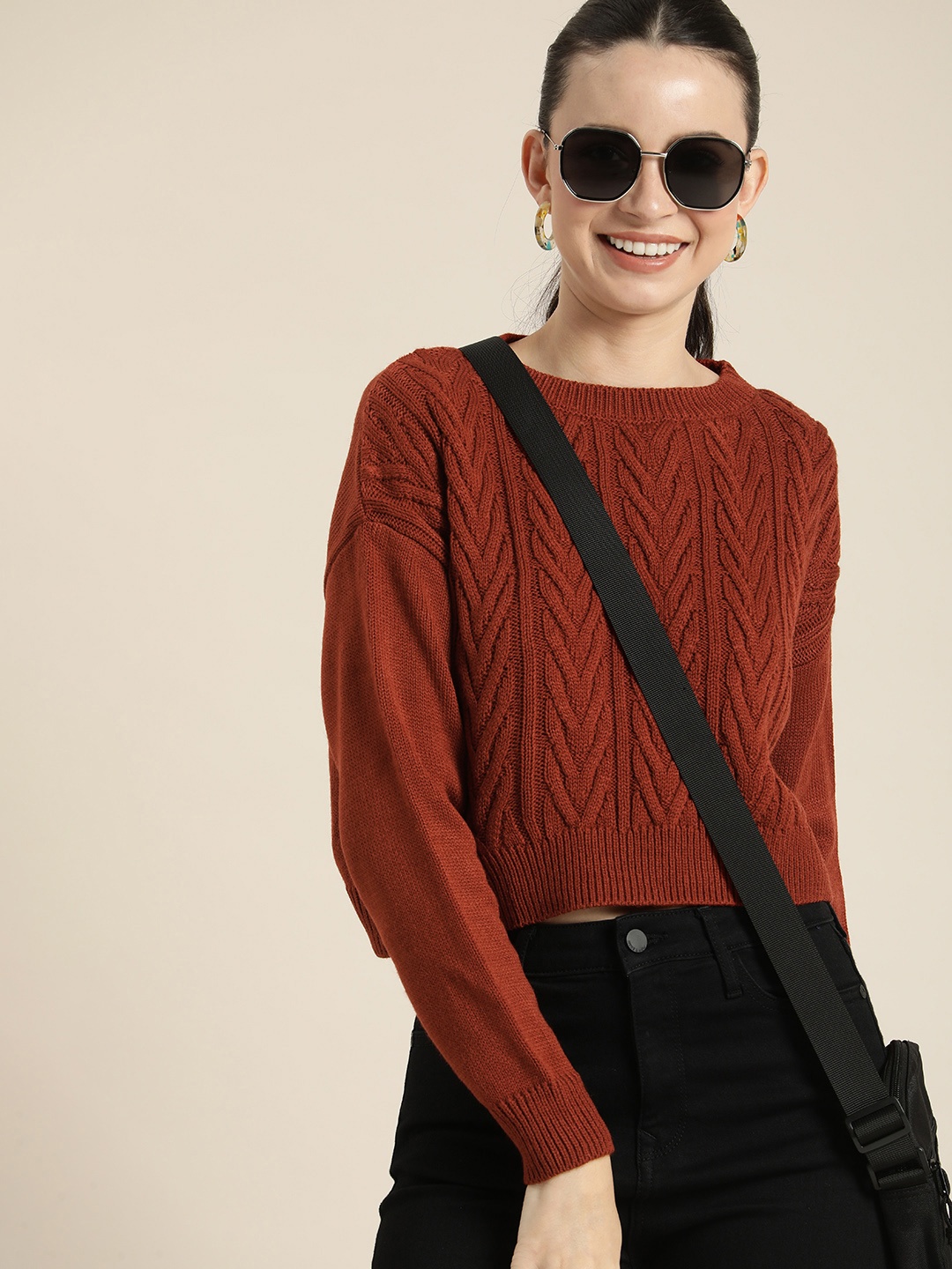 

HERE&NOW Round Neck Cable Knit Pullover, Rust