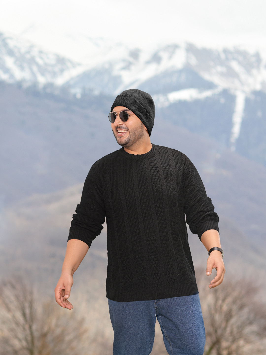 

Sztori Plus Size Acrylic Cable Knit Pullover, Black