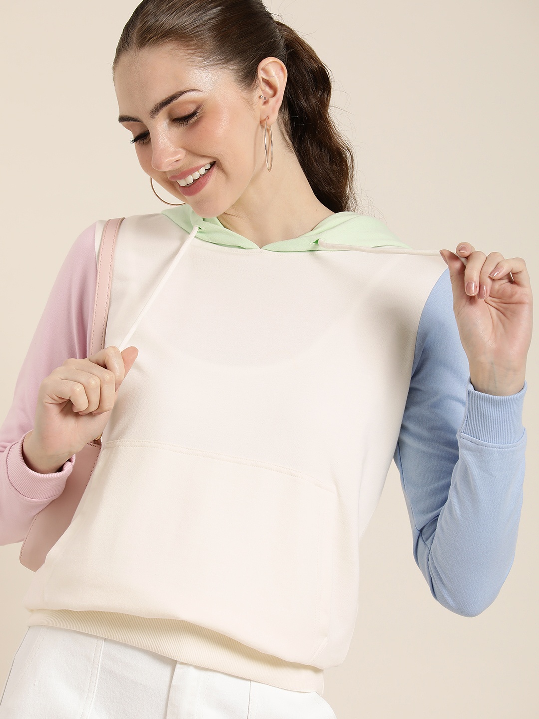 

HERE&NOW Colourblocked Full Sleeves Hooded Sweatshirt, White