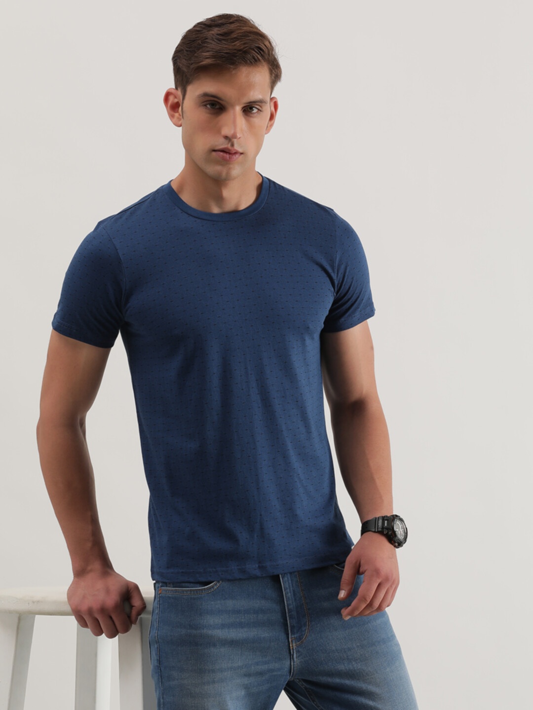 

Lee Geometric Printed Round Neck Slim Fit Cotton T-shirt, Blue